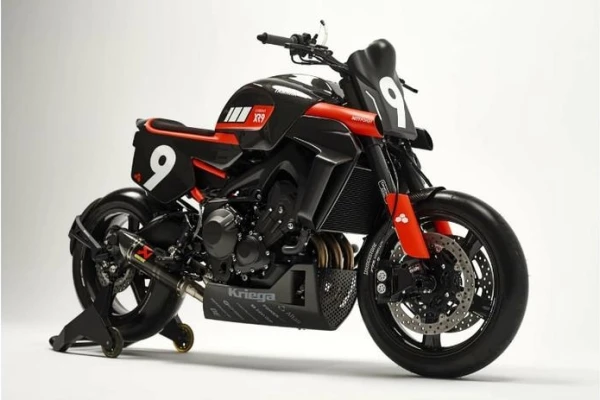 2021 Yamaha XR9 Carbona
