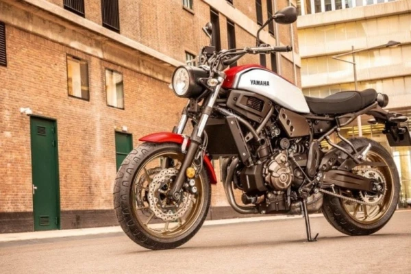 2019 Yamaha XSR700LA