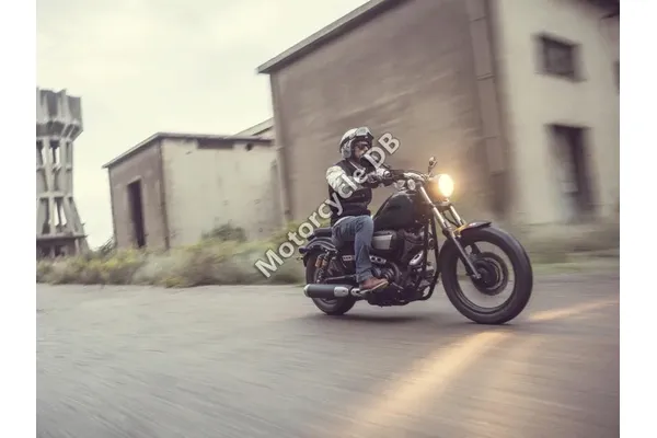 2017 Yamaha XV950R