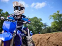 YZ85LW 2026 69850 Thumb