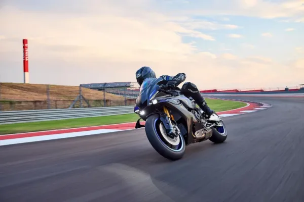 2026 Yamaha YZF-R1M