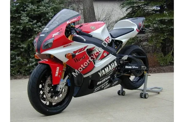 1999 Yamaha YZF-R7