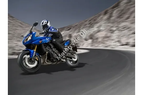 2011 Yamaha FAZER8