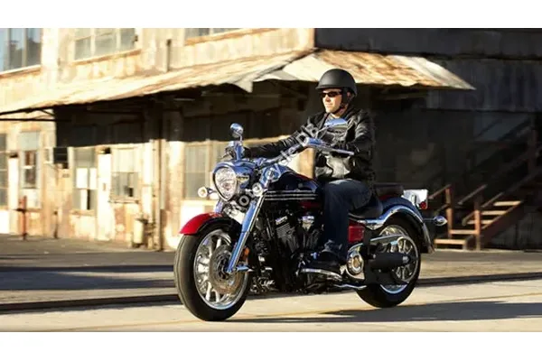 2009 Yamaha Roadliner S
