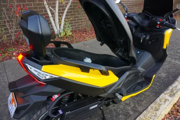 2026 ZEV S15000 Lr