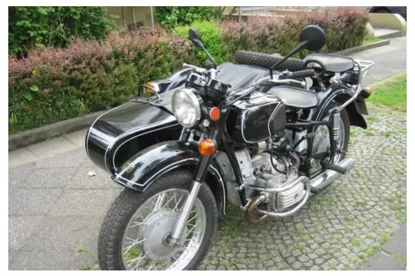 1991 Yangtze 750 Spezial A (With Sidecar)