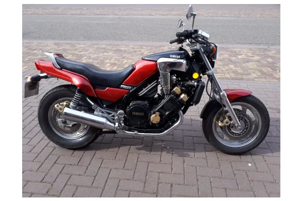 1995 Yamaha FZX 750 Fazer