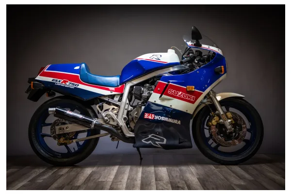 1986 Suzuki GSX-R 750 Special Edition (reduced Effect)