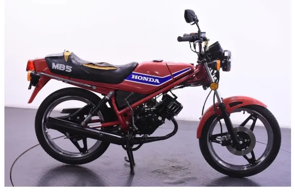 1982 Honda MB5