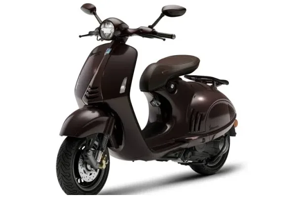 2026 Vespa 946 Horse