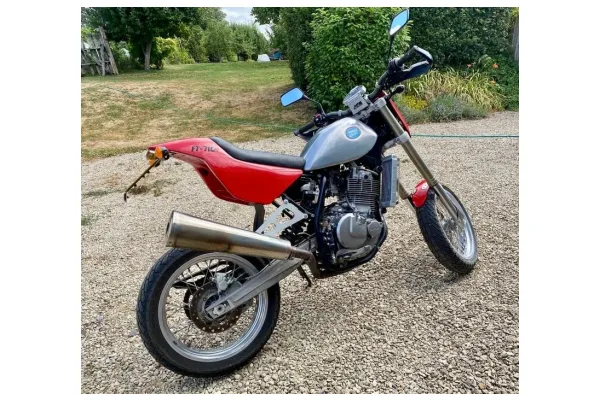 2009 CCM FT710