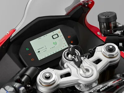 2024 QJmotor SRK800RR - photo 3