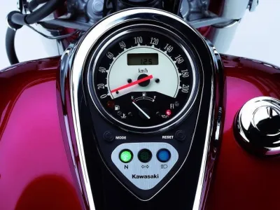 2013 Kawasaki Vulcan 900 Classic - photo 3