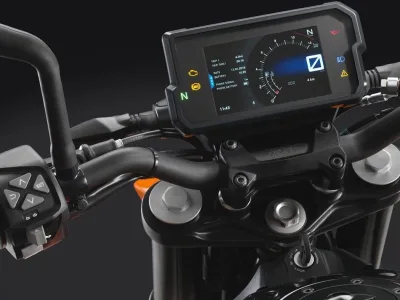2021 KTM 390 Duke - photo 2