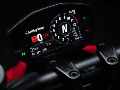 2022 Ducati Streetfighter V2 - photo 6