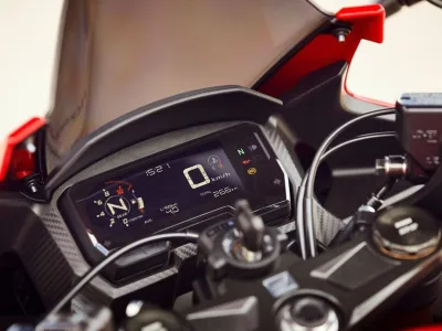 2022 Honda CBR500R - photo 6