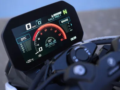 2023 BMW M 1000 R - photo 2