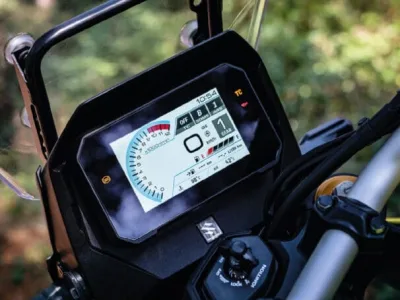 2023 Suzuki V-Strom 800DE - photo 2