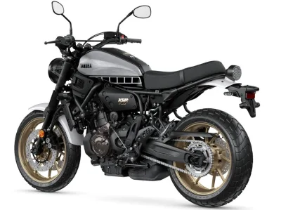 2023 Yamaha XSR700 Legacy - photo 2