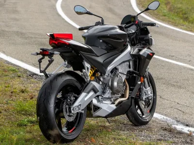 2022 Aprilia Tuono 660 Factory - photo 3