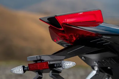 2022 Aprilia Tuono 660 Factory - photo 4
