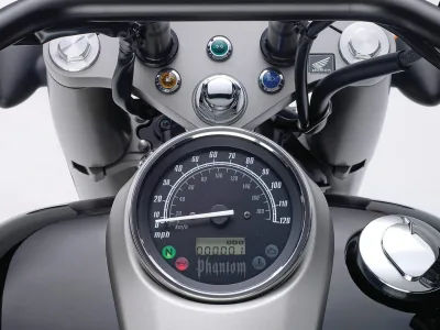 2024 Honda Shadow Aero - photo 2
