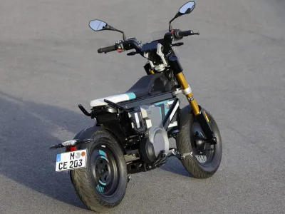 2025 BMW Ce 02 - photo 3
