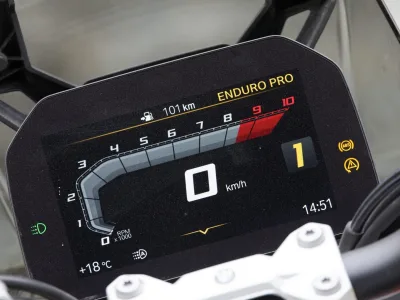 2025 BMW F 900 GS - photo 3