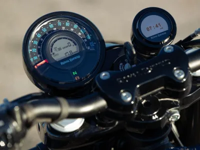 2025 Royal Enfield Shotgun 650 - photo 2