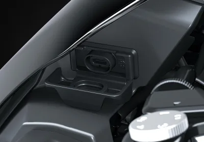 2025 Kawasaki Z900 SE - photo 5