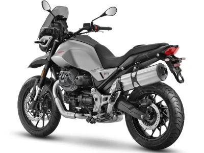 2025 Moto Guzzi V85 Strada - photo 3