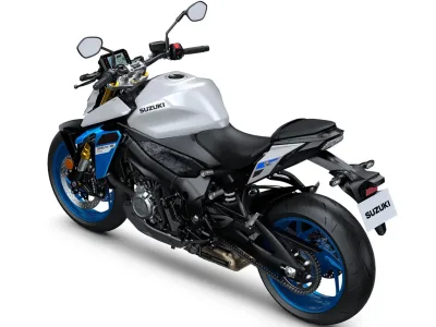 2025 Suzuki GSX-S1000 - photo 2