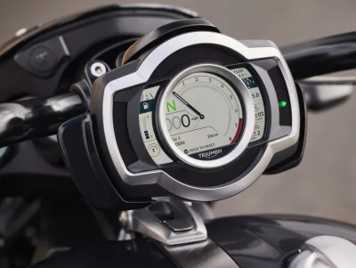 2025 Triumph Rocket 3 Storm R - photo 2