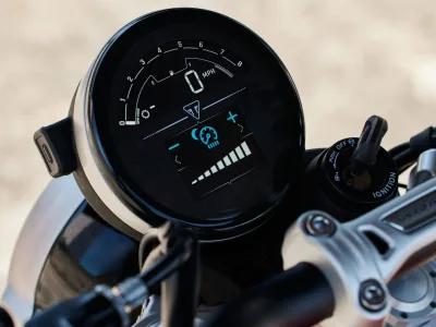 2025 Triumph Speed Twin 1200 RS - photo 3