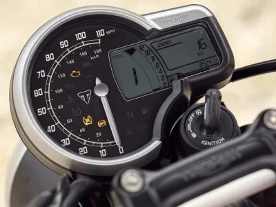 2025 Triumph Speed 400 - photo 2