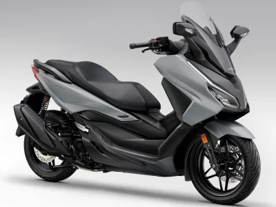 2025 Honda Forza 350 - photo 3