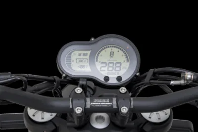 2018 Benelli Leoncino 500 - photo 3