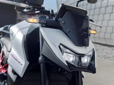 2025 Honda CB750 Hornet - photo 2