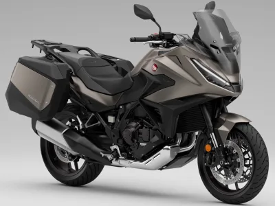 2025 Honda NT1100 - photo 2