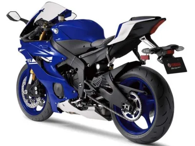 2021 Yamaha YZF-R6 - photo 3
