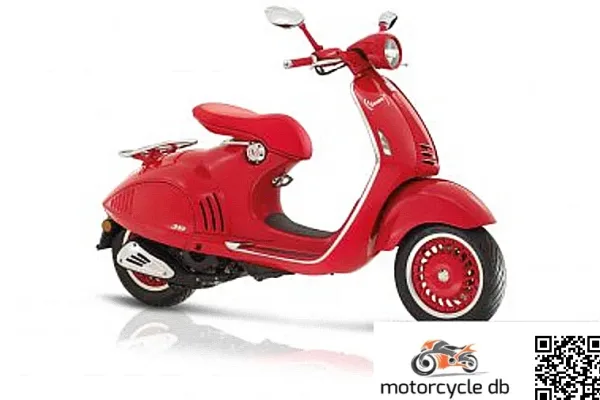 2017 Vespa 946 RED