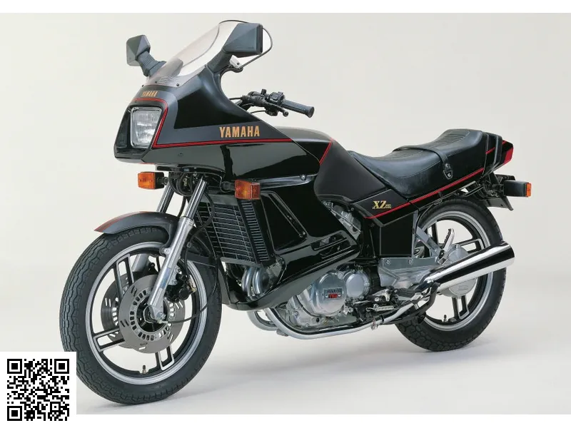 Yamaha XZ 550 (reduced effect) 1982 54390