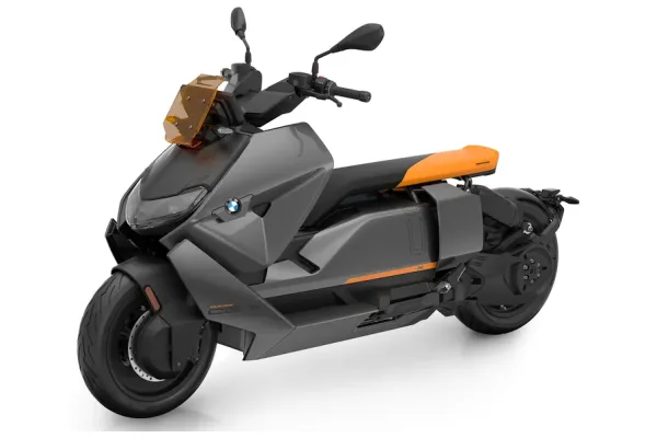 2024 BMW CE 04