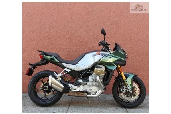 2024 Moto Guzzi V100 Mandello