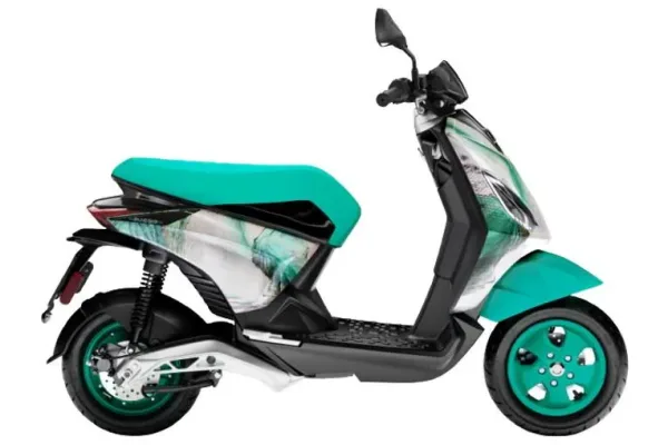 2024 Piaggio 1 FCW