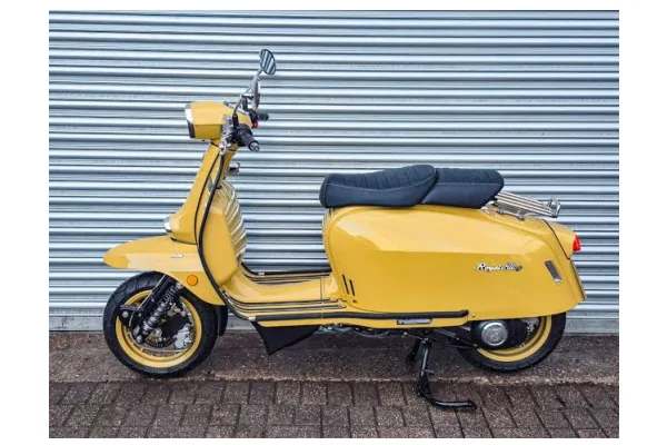 2026 Royal Alloy GP 125 LC