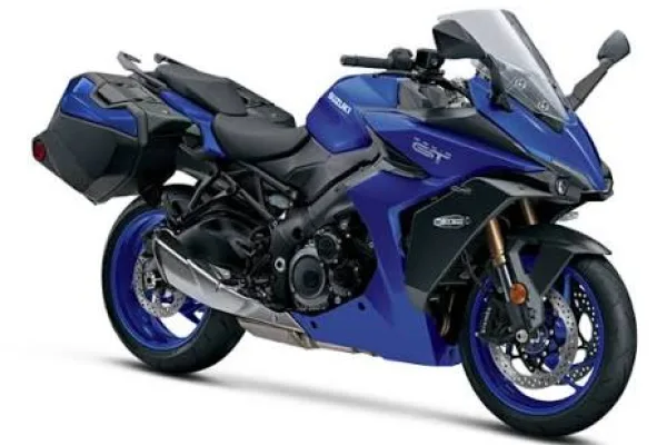2026 Suzuki GSX-S1000GT Plus